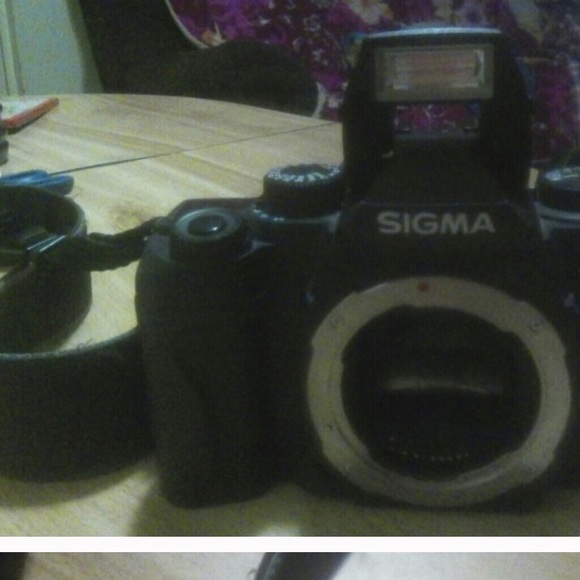 ❗️BEWARE OF THIS POSHER‼️ - Picture 2 of 4